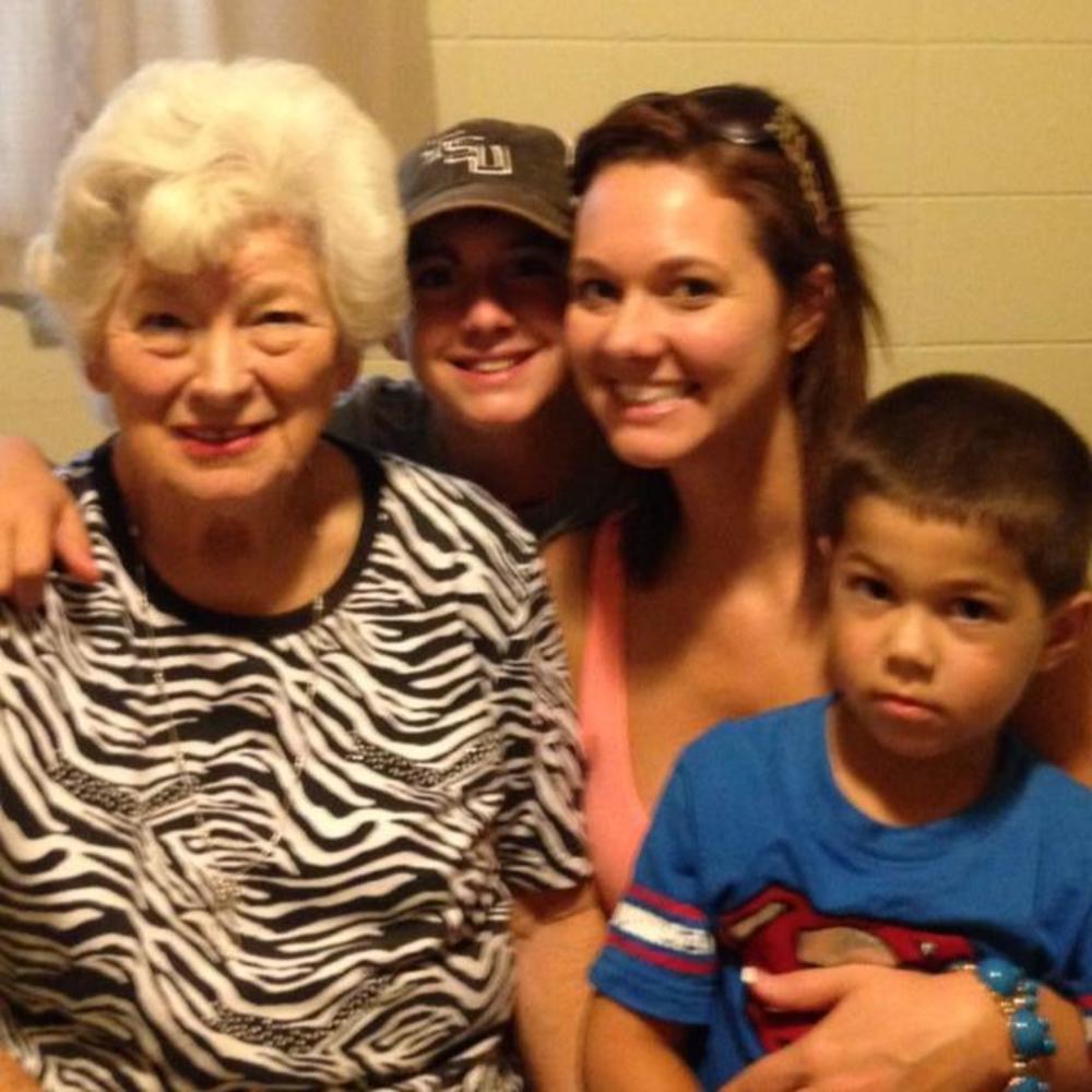 Meet your Posher, Tessa